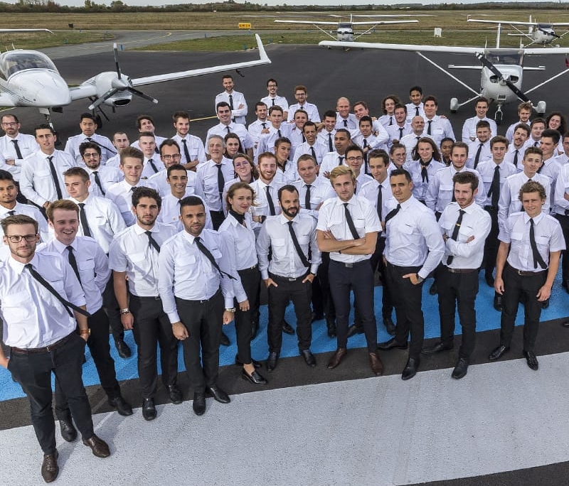 Astonfly est l'école de formation pour pilotes du groupe aéronautique Clair Group